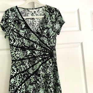 Dressbarn Green Patterned Dress